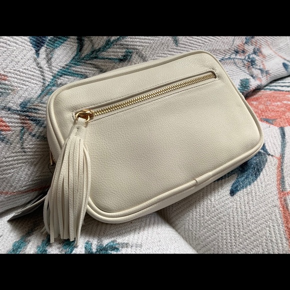 White Medium Handbag/Fanny pack - Picture 2 of 13